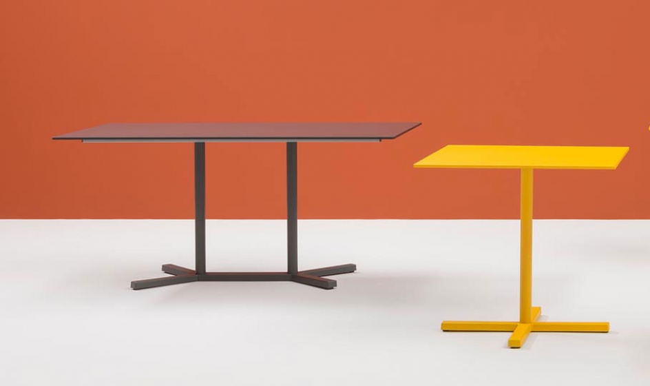 Pied de table colonne Bold Pedrali 4757 et 4758 et 4759 fonte couleur 