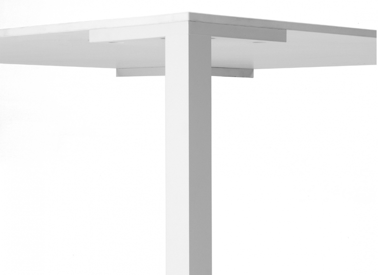 Table 4 pieds Togo Pedrali 