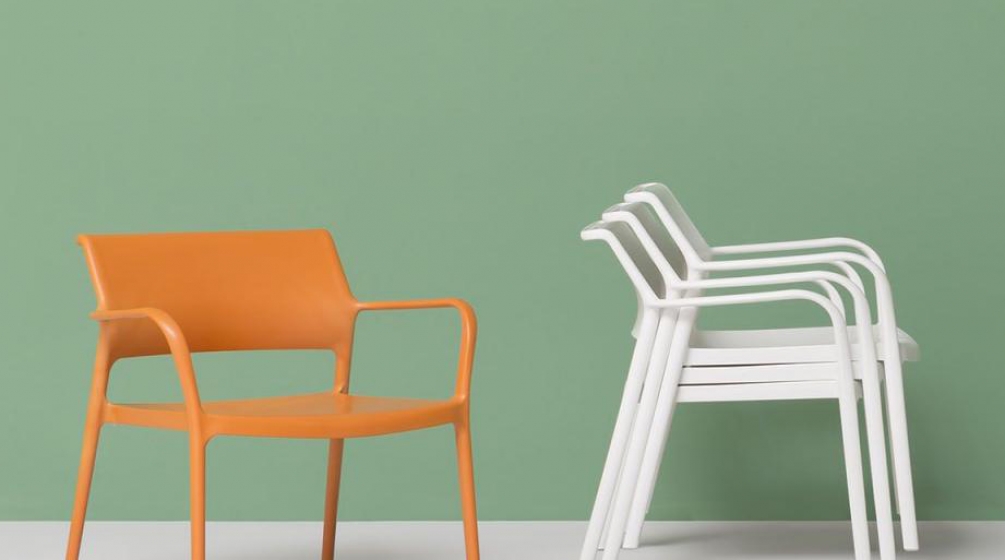 Fauteuil lounge Ara jorge pensi Pedrali polypropylène empilable