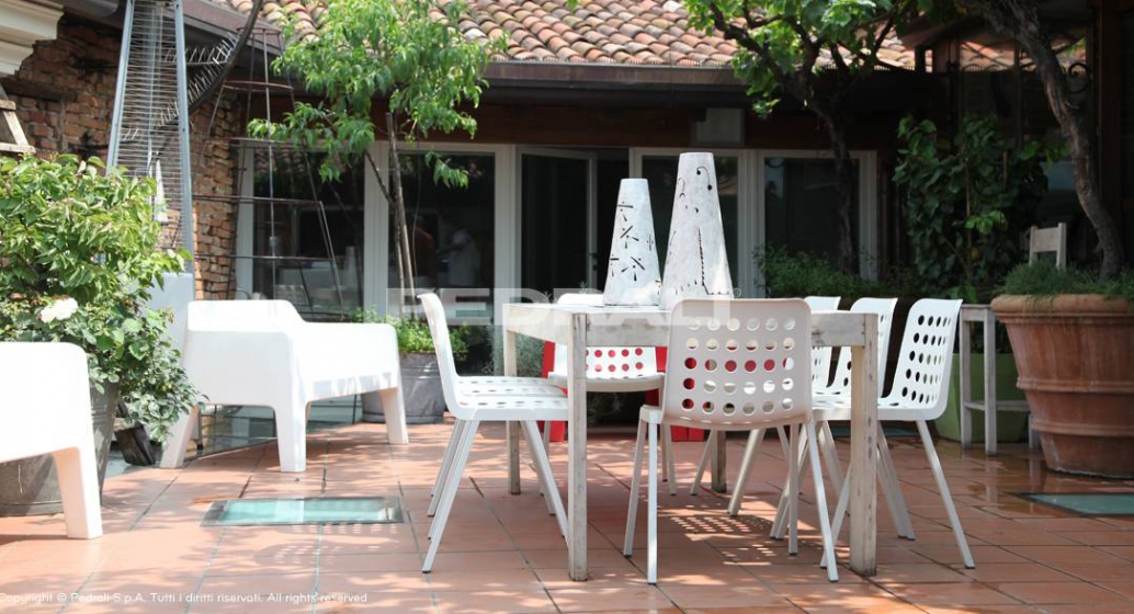 Koi booki Claudio Dondoli Marco Pocci chaise Pedrali design prix promo
