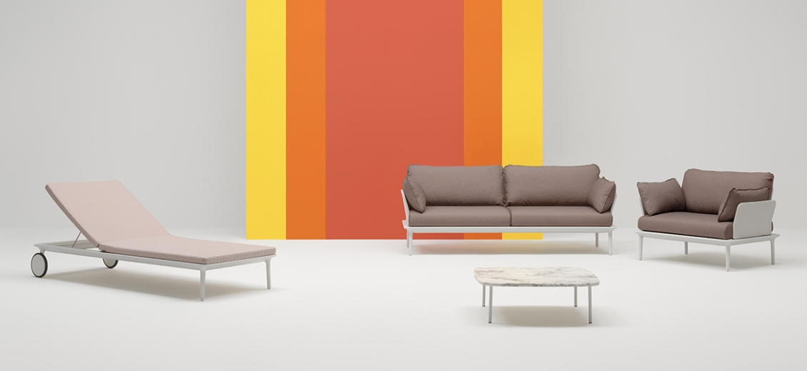 Fauteuil jardin design lounge Reva Patrick Jouin Pedrali confort coussin assise garnie blanc sable