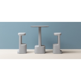 Tabouret design Serif Odo Fioravanti Pedrali polyéthylène résine blanc noir ou gris exerieur monobloc design 