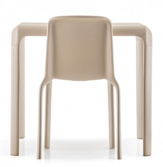 Chaise Snow Fioravanti Pedrali empilable design extérieur terrasse chaise bleu grise blanche verte rouge beige grise 