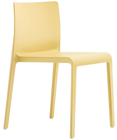 Chaise Volt 670 chaise design empilable Pedrali intérieur extérieur 