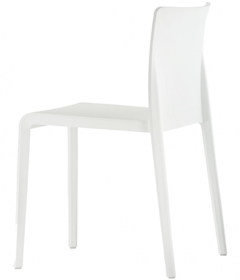 Chaise Volt 670 chaise design empilable Pedrali intérieur extérieur 