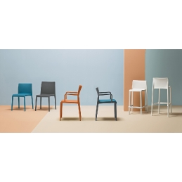 Fauteuil design empilable Volt Claudio Dondoli Pedrali Volt 676-2