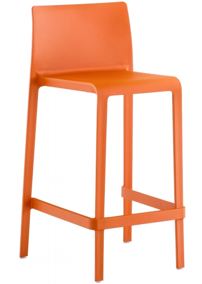 Chaise haute Volt 677 design empilable Claudio Dondoli Pocci Pedrali 