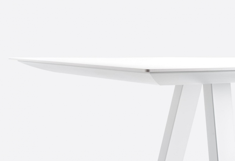 Table ARKI Jardin et terrasse Pieds Métalliques Outdoor Pedrali Plateau Marbre, Stratifié ou Gres Céramique