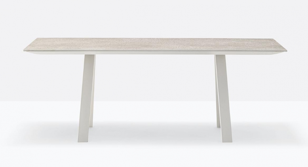 Table ARKI Jardin et terrasse Pieds Métalliques Outdoor Pedrali Plateau Marbre, Stratifié ou Gres Céramique