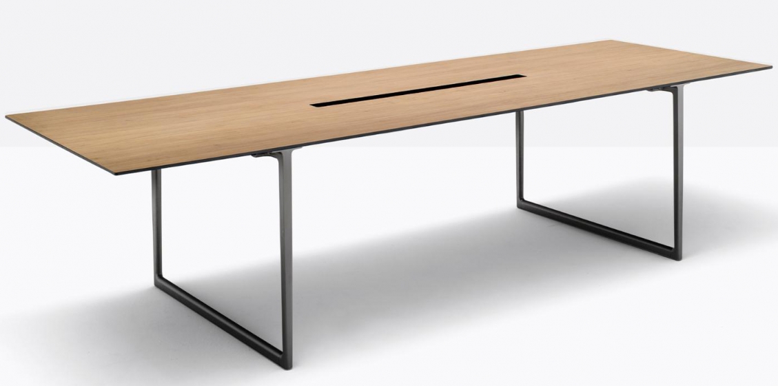Table Toa Pedrali industriel fonctionnel design fenix couleur aluminium moulé