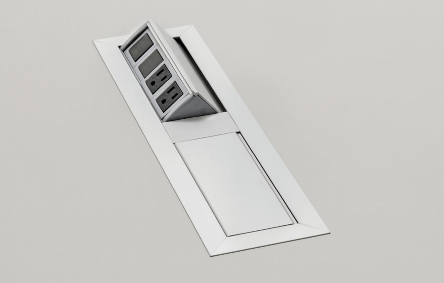 Table Toa Pedrali industriel fonctionnel design fenix couleur aluminium moulé