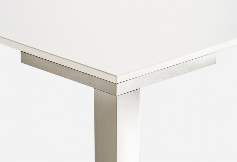 Table 4 pieds Togo Pedrali 