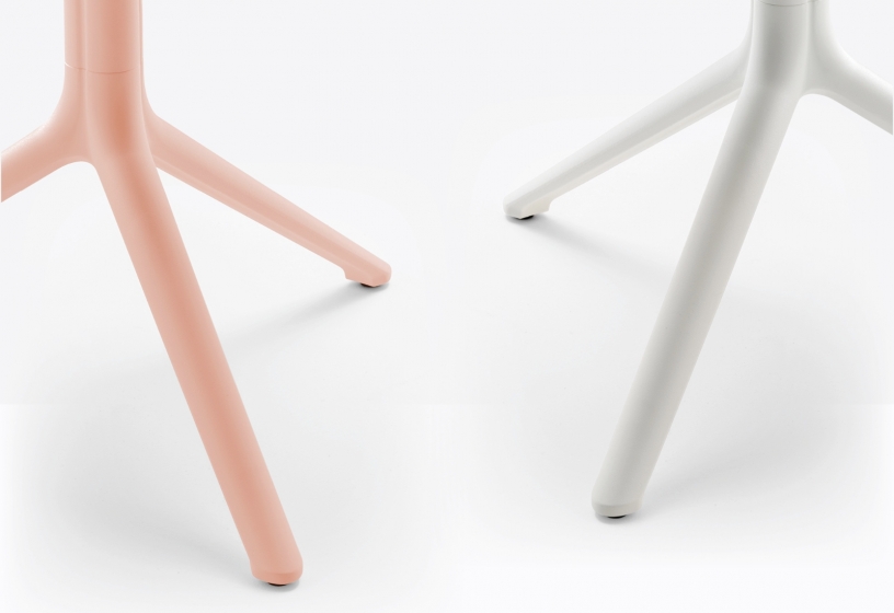 Pied de table Elliot 5475 5470 Patrick Jouin Pedrali hotel café bar 5470 5475 aluminium rabat plateau design 3 ou 4 branches si