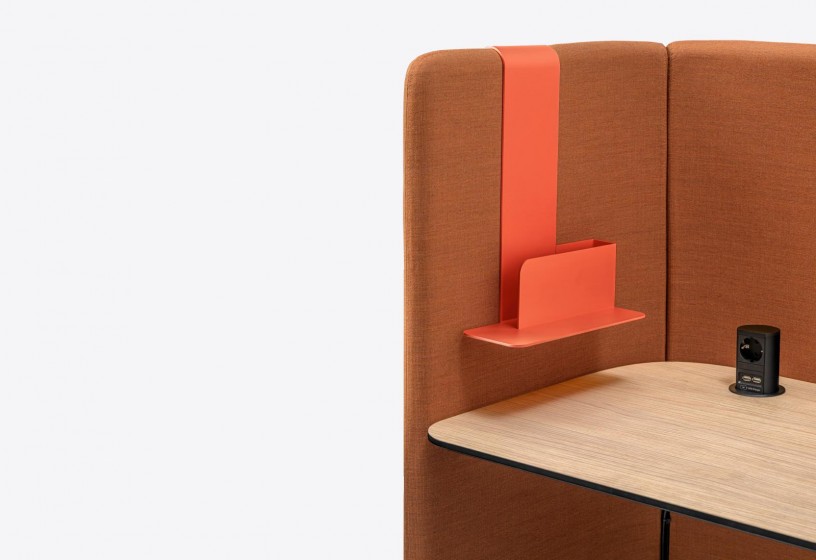 buddyhub desk