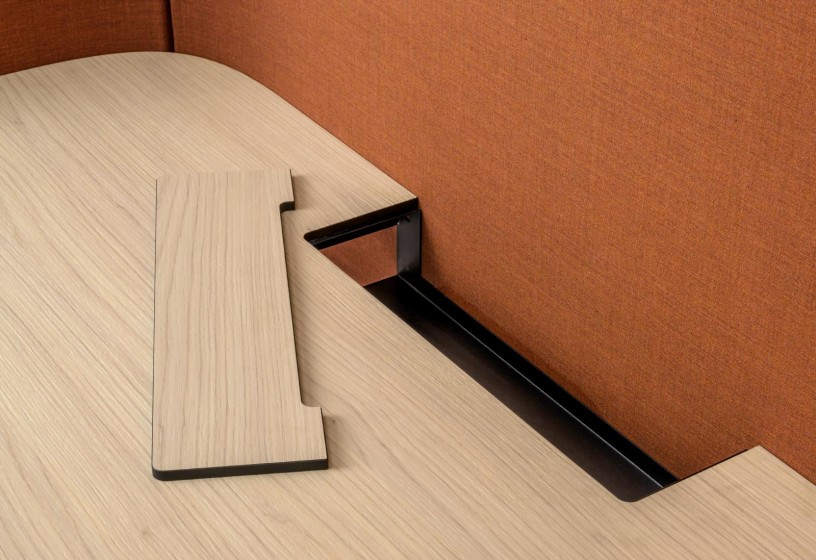 buddyhub desk